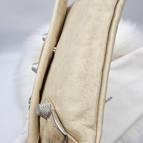 Balenciaga  Neutral Beige Leather Clutch - Picture 7 of 17